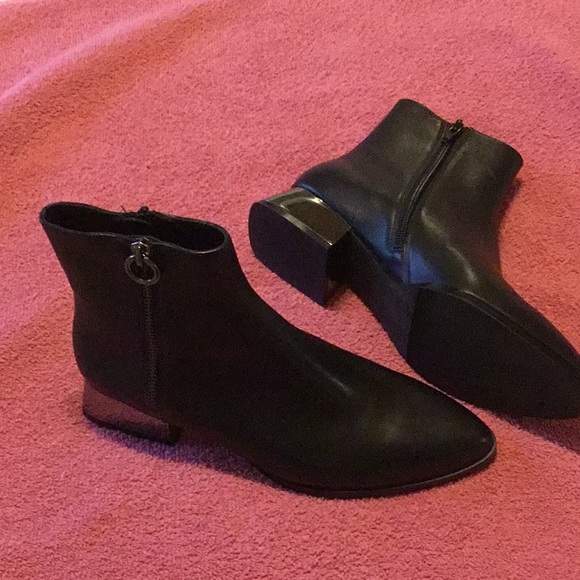 Vaneli Shoes - New Boots